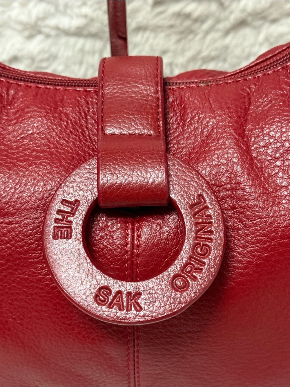The Sak Red Vintage Leather Hobo Bag - Picture 3 of 15